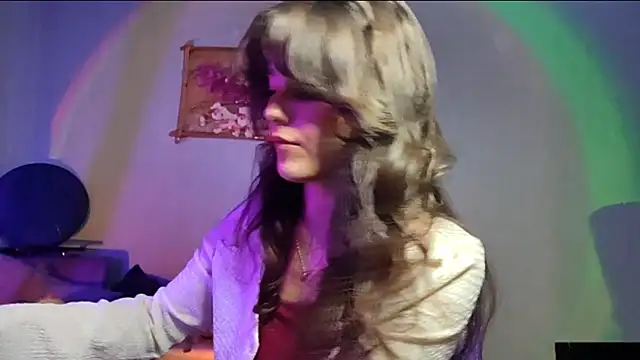 CareyDevan online show from 04-02-26, 01:31