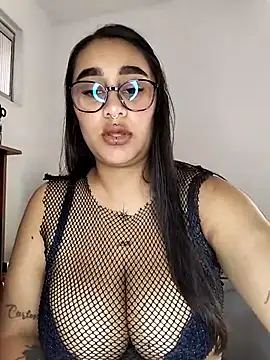Mia skyy18 online show from 05-14-26, 01:40