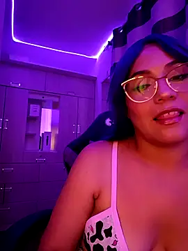 PiscisGirl online show from 04-26-26, 07:06