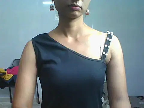 Snapshot of Sonam1186 chatting on 07-20-26, 04:05 Sonam1186 online show from 07-20-26, 04:05