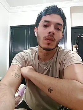 Thewildaliii0 online show from 04-18-26, 01:26