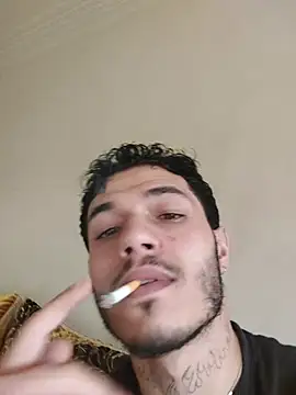 Thewildaliii0 online show from 04-19-26, 05:23