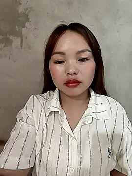 Mina xYx online show from 04-19-26, 02:00