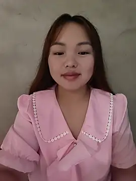 Mina xYx online show from 05-18-26, 04:07