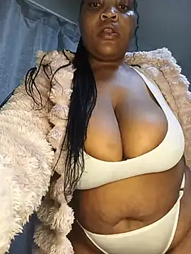 BeverlyQueen15 online show from 07-25-26, 06:49