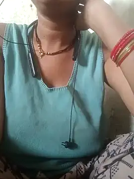 Mona ji32 online show from 04-18-26, 08:51