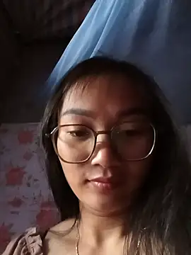 emmasexy2k online show from 05-17-26, 01:47