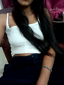 aushi rajput online show from 04-18-26, 07:07