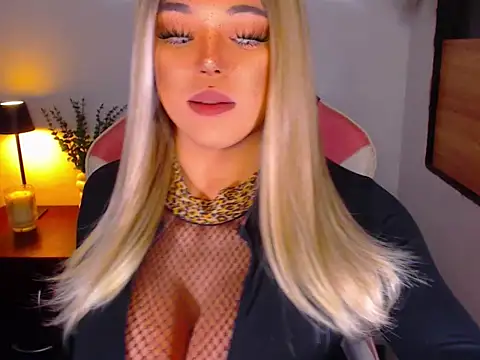 Zandralopez online show from 03-28-26, 03:11