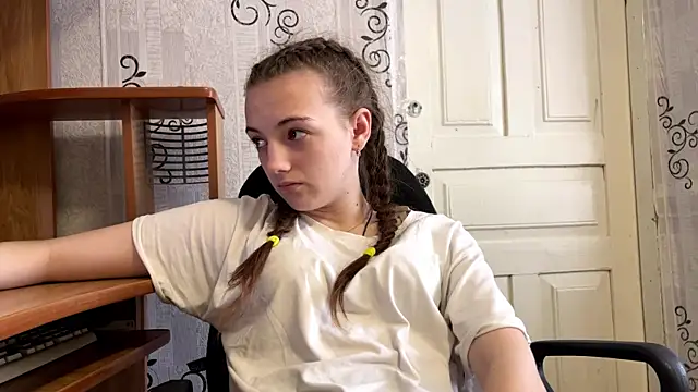 TatumLage online show from 05-02-26, 06:07
