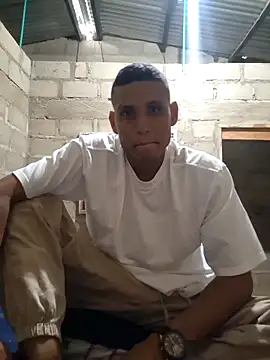 Snapshot of Flaco28king chatting on 04-23-26, 05:26 Flaco28king online show from 04-23-26, 05:26