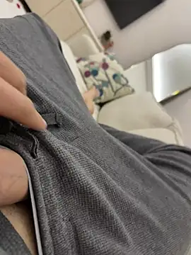 asdfgh09120 online show from 03-20-26, 09:52