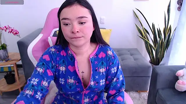 Snapshot of Nahia_Brm chatting on 07-18-26, 06:01 Nahia Brm online show from 07-18-26, 06:01