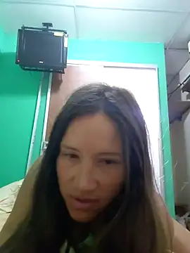 Snapshot of FavouriteVeronika chatting on 05-16-26, 02:27 FavouriteVeronika online show from 05-16-26, 02:27
