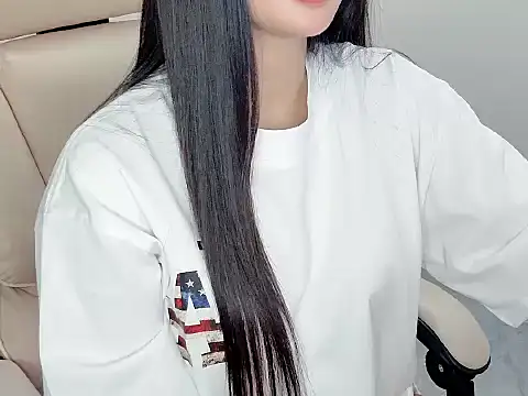 AmyLinee 1 online show from 06-10-26, 06:01