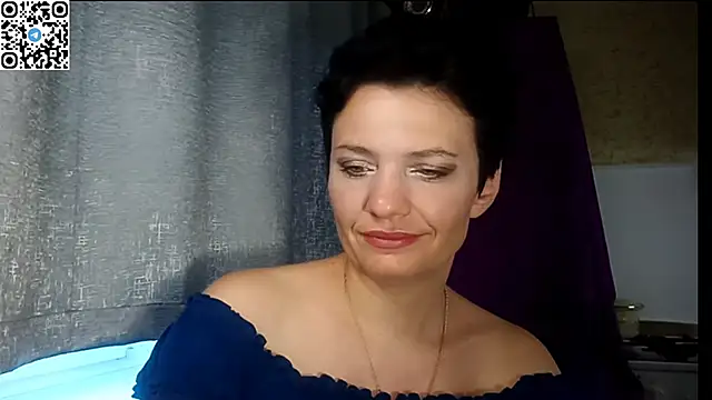 HotMamaQueen234 online show from 06-22-26, 07:05