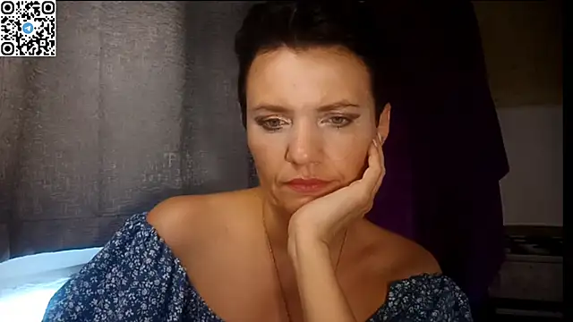 HotMamaQueen234 online show from 07-01-26, 11:56