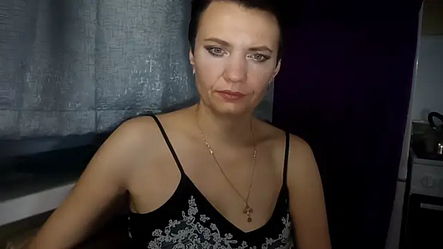 HotMamaQueen234 online show from 07-23-26, 12:02