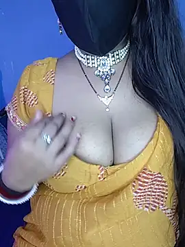 Snapshot of Miss_roohi chatting on 06-29-26, 05:57 Miss roohi online show from 06-29-26, 05:57