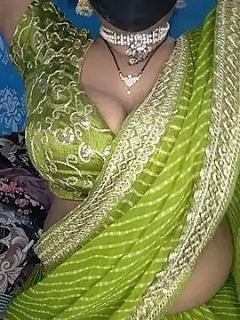 Snapshot of Miss_roohi chatting on 07-28-26, 05:47 Miss roohi online show from 07-28-26, 05:47