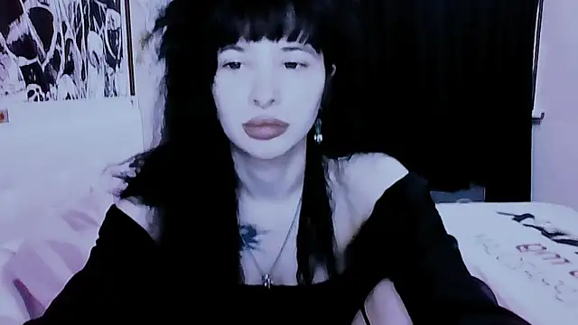 Snapshot of AllisonDeetz chatting on 06-05-26, 03:29 AllisonDeetz online show from 06-05-26, 03:29