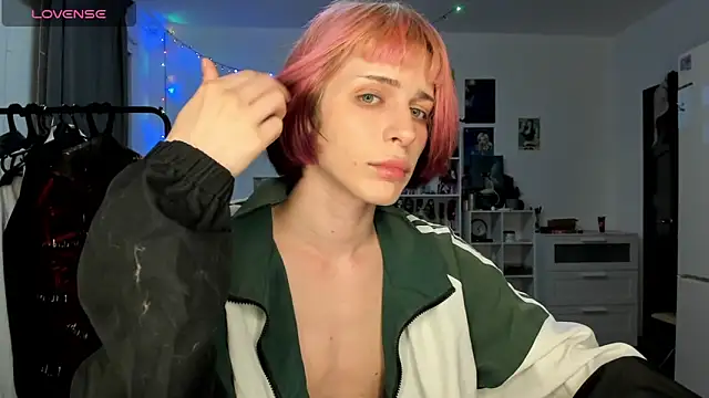 Snapshot of sweet_peach___ chatting on 04-16-26, 09:39 sweet peach online show from 04-16-26, 09:39