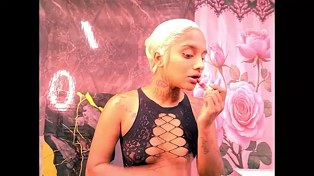indian barbie online show from 06-19-26, 04:22