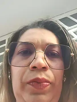 Snapshot of Melisa_14 chatting on 05-25-26, 11:05 Melisa 14 online show from 05-25-26, 11:05
