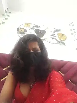 Snapshot of mayakapoor880 chatting on 03-21-26, 05:38 mayakapoor880 online show from 03-21-26, 05:38