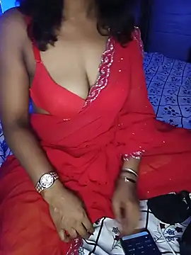 Snapshot of mayakapoor880 chatting on 05-15-26, 05:42 mayakapoor880 online show from 05-15-26, 05:42