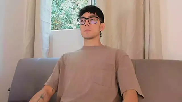 etham wolf1 online show from 03-31-26, 05:02