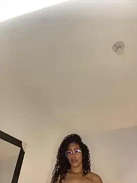 Luciianita lov199 online show from 04-24-26, 01:52