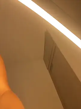 DahliaRouse online show from 04-10-26, 01:22