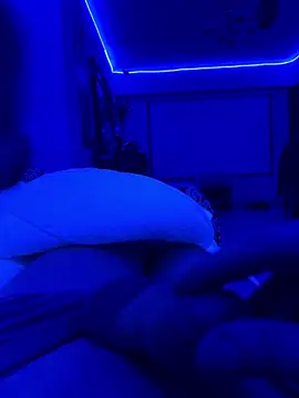 Snapshot of katragon45 chatting on 03-23-26, 12:03 katragon45 online show from 03-23-26, 12:03