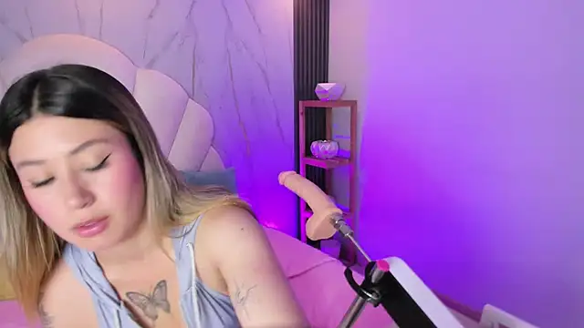 Amber Palmer online show from 03-18-26, 07:50