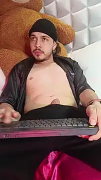 Bry   online show from 04-09-26, 05:40