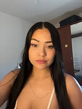 CLOEYCLAY online show from 04-28-26, 10:53