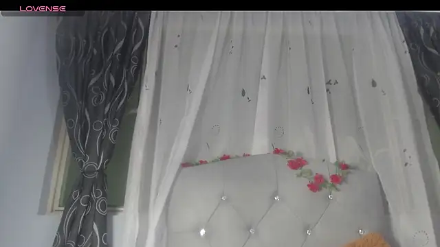 Snapshot of Victoria_Founta1 chatting on 07-07-26, 10:36 Victoria Founta1 online show from 07-07-26, 10:36
