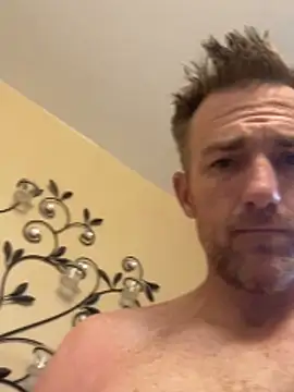 Snapshot of rummndo chatting on 06-17-26, 01:45 rummndo online show from 06-17-26, 01:45
