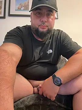 Snapshot of Ryan06617 chatting on 06-27-26, 08:14 Ryan06617 online show from 06-27-26, 08:14