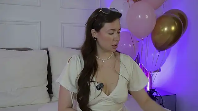 MeganStrane online show from 05-21-26, 06:20