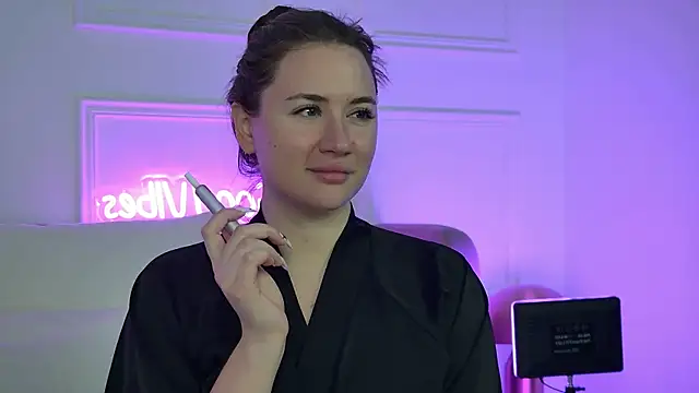 MeganStrane online show from 06-08-26, 06:14