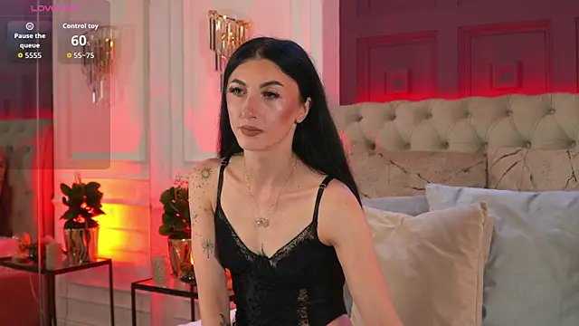 EllieJules online show from 06-18-26, 03:51