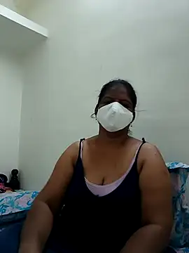 Snapshot of tamil_manjalmaami chatting on 05-02-26, 02:22 tamil manjalmaami online show from 05-02-26, 02:22