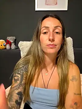 NicoleKaiser online show from 05-07-26, 06:13