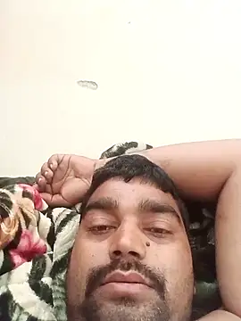 Snapshot of Leelaaji chatting on 04-11-26, 01:32 Leelaaji online show from 04-11-26, 01:32