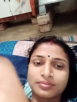 Snapshot of Leelaaji chatting on 04-24-26, 06:27 Leelaaji online show from 04-24-26, 06:27