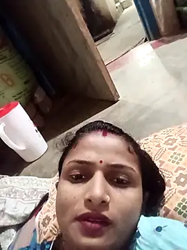 Snapshot of Leelaaji chatting on 04-25-26, 01:14 Leelaaji online show from 04-25-26, 01:14