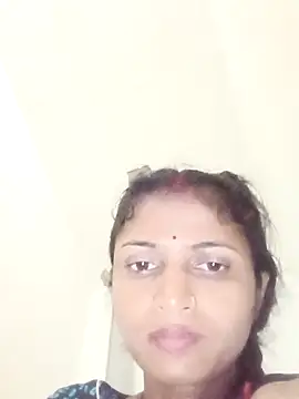 Snapshot of Leelaaji chatting on 05-13-26, 01:36 Leelaaji online show from 05-13-26, 01:36