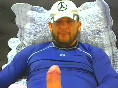 Snapshot of altenori chatting on 07-16-26, 12:00 altenori online show from 07-16-26, 12:00